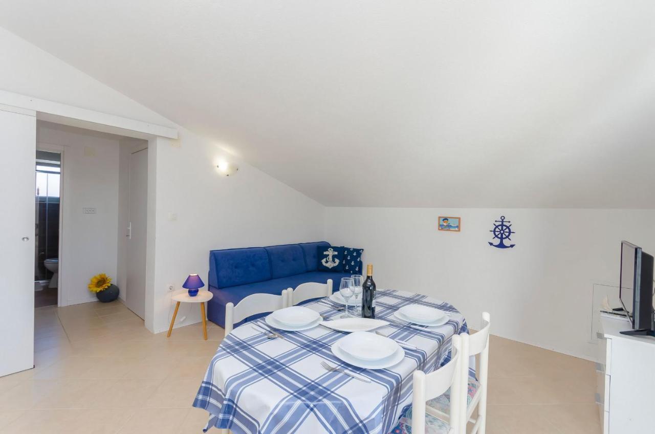 Apartments Snjezana Pirovac Εξωτερικό φωτογραφία