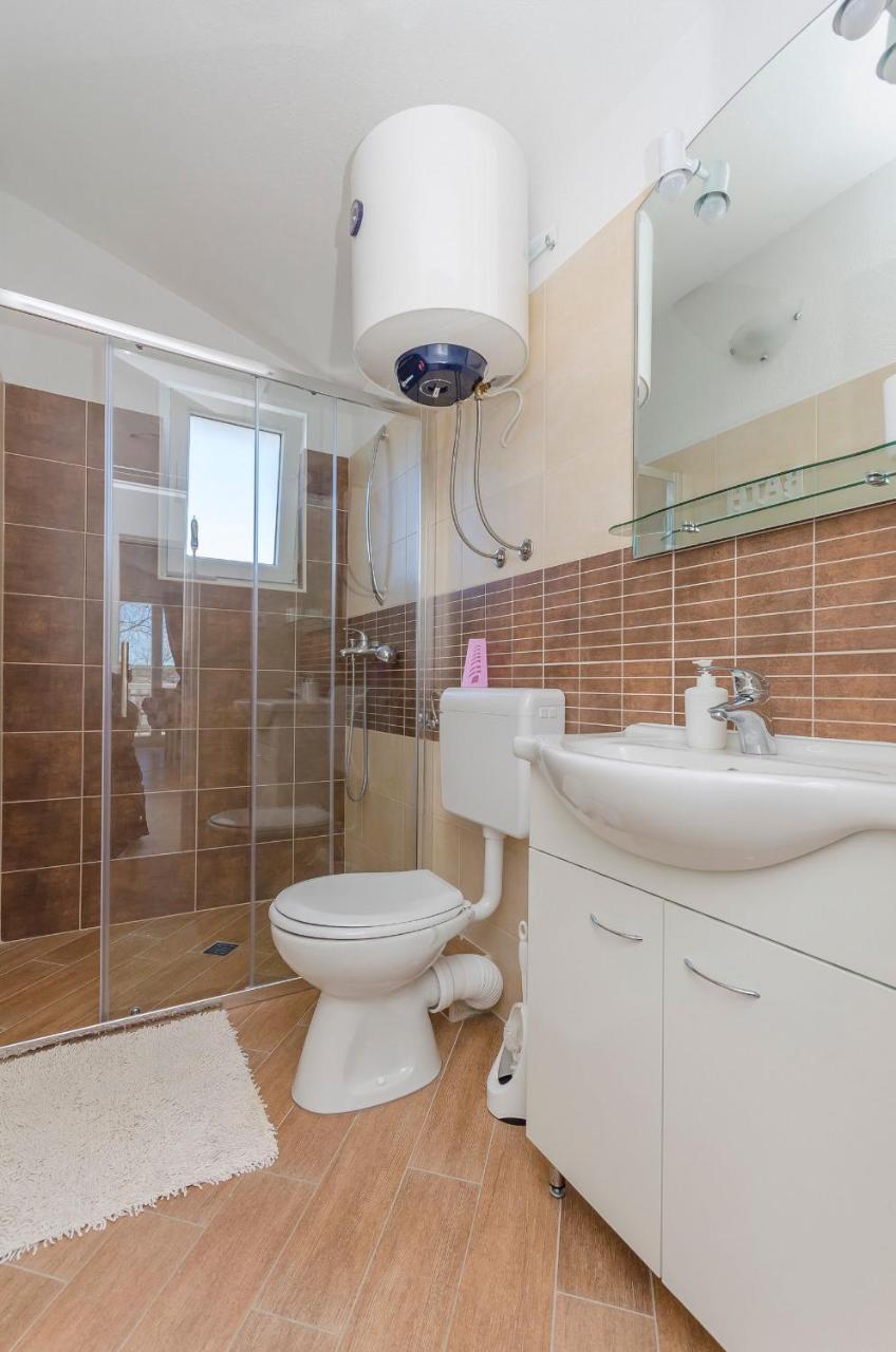 Apartments Snjezana Pirovac Εξωτερικό φωτογραφία